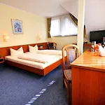 Wohngut 4* Κόμπλεντς